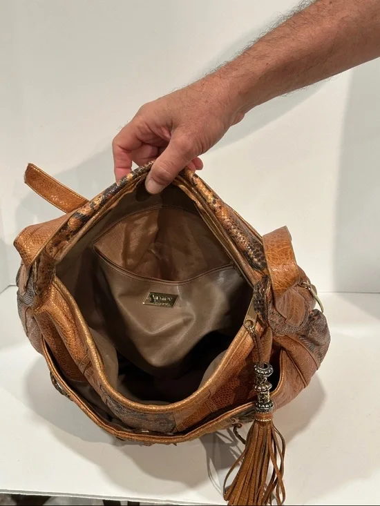 Sharif Studio Leather Crossbody/Hobo Bag - Picture 5 of 6